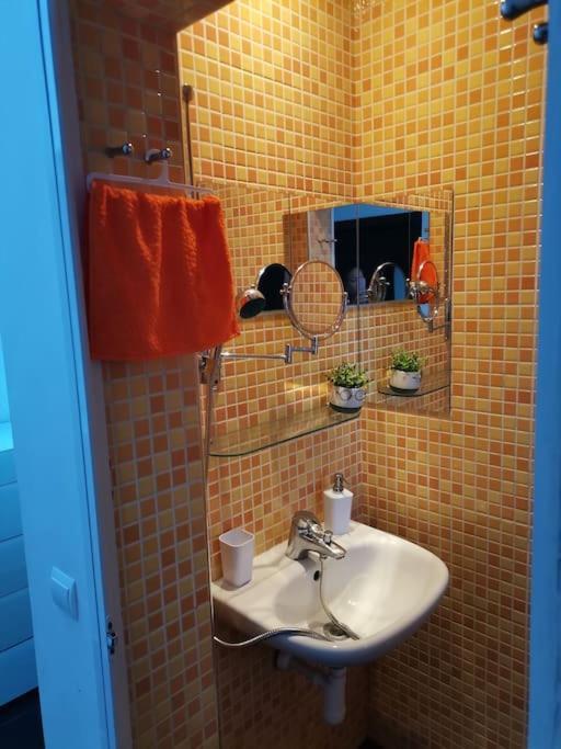 Sky-View Apartmentin Perfect City Center София Екстериор снимка