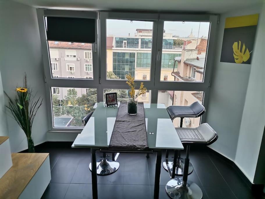 Sky-View Apartmentin Perfect City Center София Екстериор снимка
