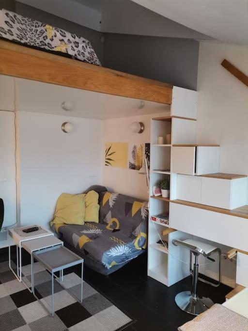 Sky-View Apartmentin Perfect City Center София Екстериор снимка